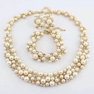 17 km simulated pearl necklace set